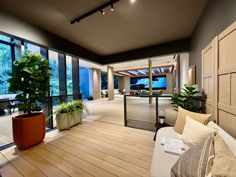 UPPERHOUSE at Orchard Boulevard, 22 Orchard Boulevard, 4 Bedrooms, 2,056 sqft, Condominium For Sale, by Elaine Goh, 500235464 - Living Room - PropertyGuru.com.sg