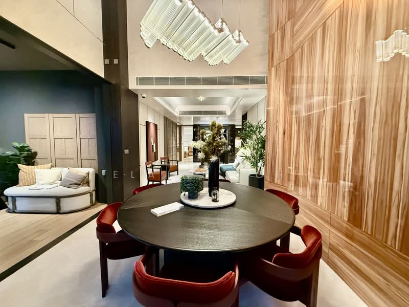 UPPERHOUSE at Orchard Boulevard, 22 Orchard Boulevard, 4 Bedrooms, 2,056 sqft, Condominium For Sale, by Elaine Goh, 500235464 - Living Room - PropertyGuru.com.sg