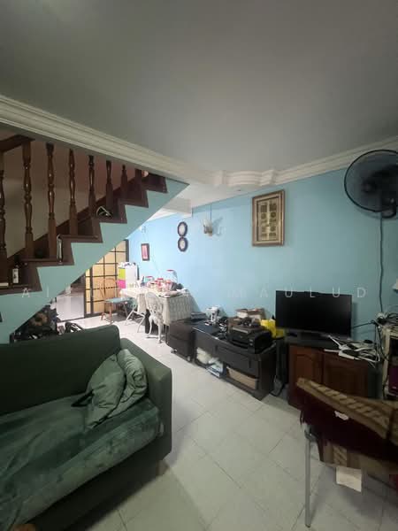 41 Jalan Bahagia, 41 Jalan Bahagia, 3 Bedrooms, 1,600 sqft, HDB Flat For Sale, by Aizuddin Maulud, 500235466 - Living Room - PropertyGuru.com.sg