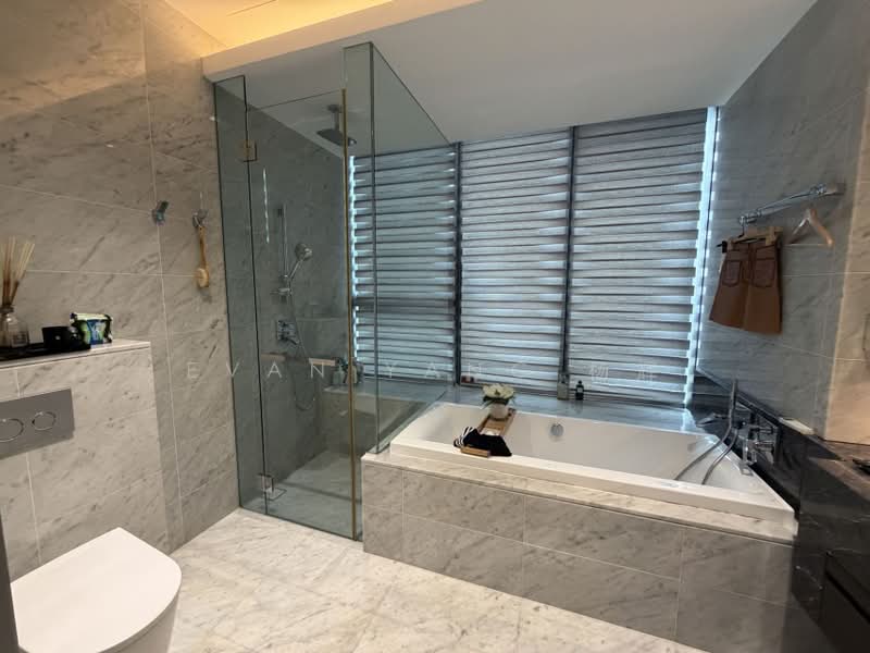 New Futura, 14 Leonie Hill Road, 4 Bedrooms, 2,691 sqft, Condominium For Sale, by Evan Yang 杨辉, 500235487 - Bathroom - PropertyGuru.com.sg