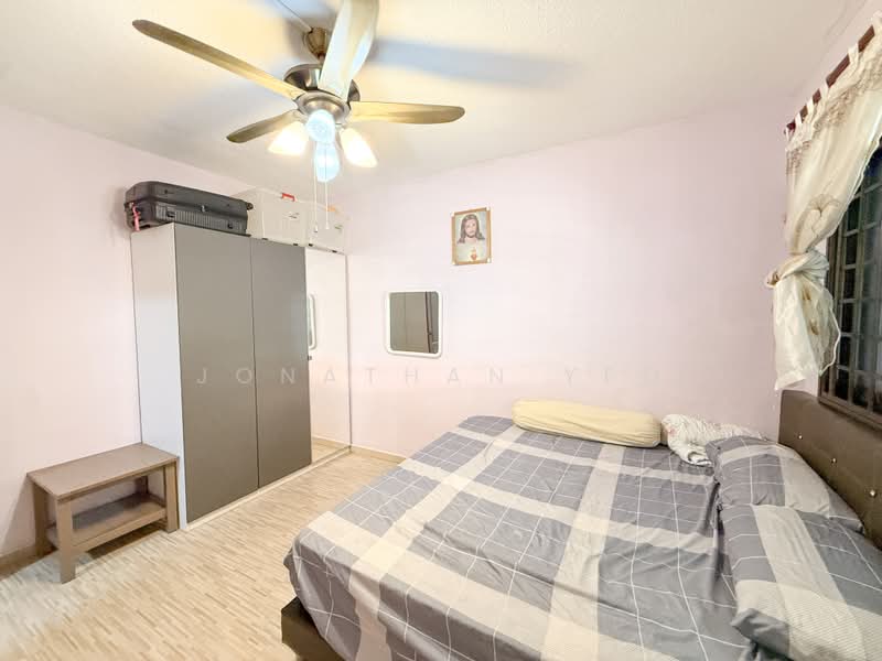 455 Jurong West Street 42, 455 Jurong West Street 42, 2 Bedrooms, 797 sqft, HDB Flat For Sale, by Jonathan Yeo, 500235488 - Common Bedroom - PropertyGuru.com.sg