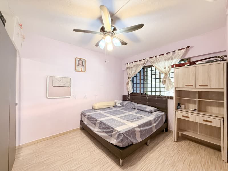 455 Jurong West Street 42, 455 Jurong West Street 42, 2 Bedrooms, 797 sqft, HDB Flat For Sale, by Jonathan Yeo, 500235488 - Common Bedroom - PropertyGuru.com.sg