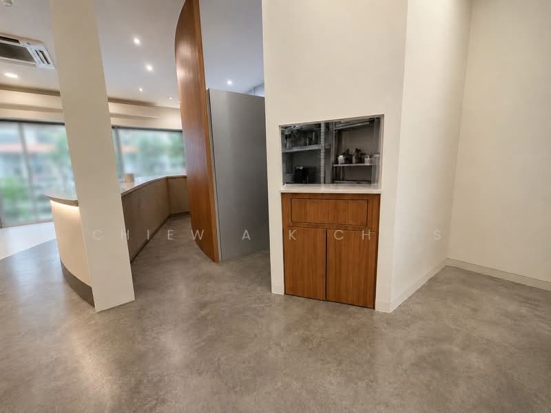 212 HOUGANG STREET 21