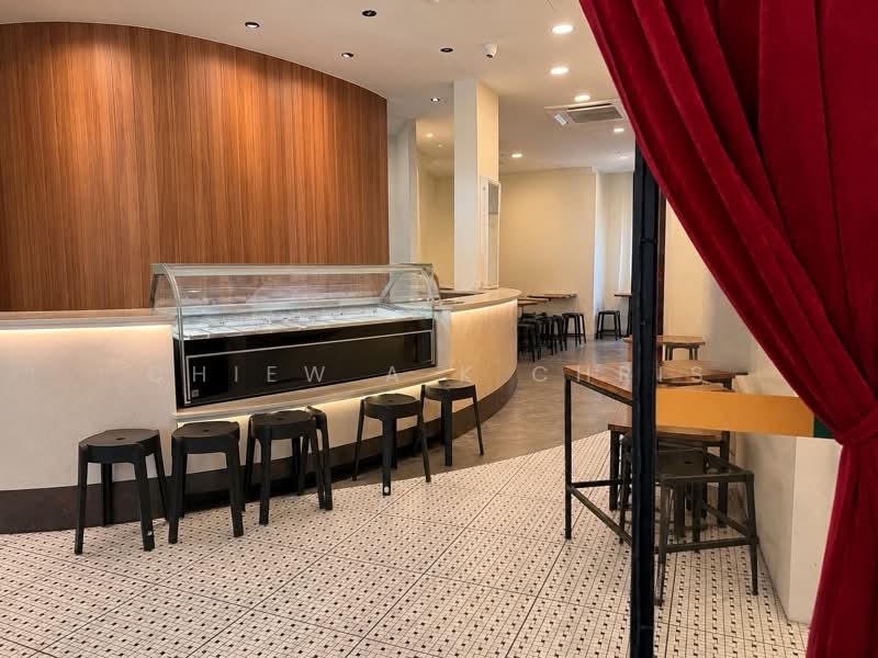 212 Hougang Street 21, 212 212, Hougang / Punggol / Sengkang, 650 sqft, Shop / Shophouse For Rent, by Chiew A K Chris, 500235491 - CommercialGuru.com.sg