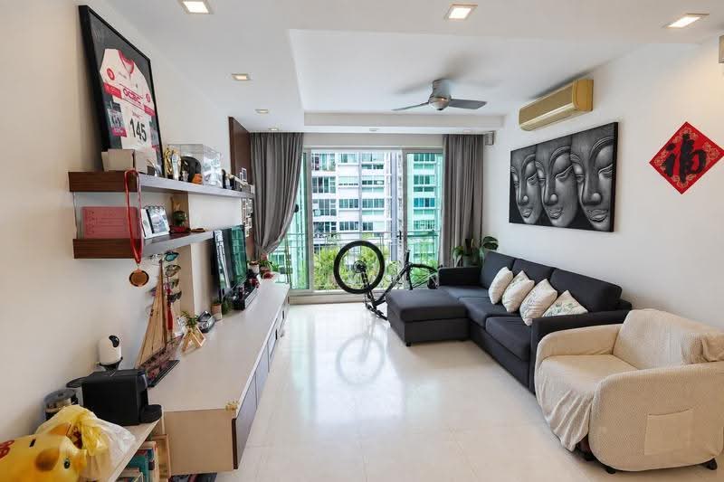 The Esparis, 7 Pasir Ris Drive 4, Pasir Ris / Tampines, 3 Bedrooms, 1,292 sqft, Condominium For Sale, by CK Gan, 500235495 - Living Room - PropertyGuru.com.sg