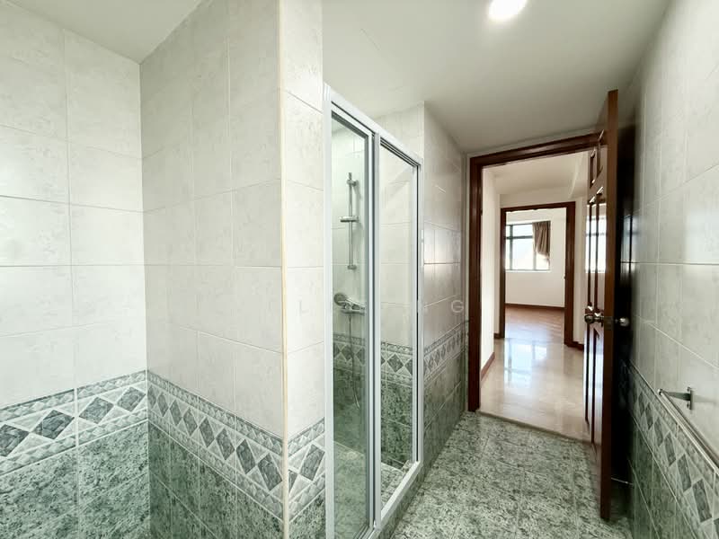 The Springbloom, 145 Serangoon Avenue 3, 3 Bedrooms, 1,539 sqft, Condominium For Rent, by Velle Ng, 500235497 - Bathroom - PropertyGuru.com.sg