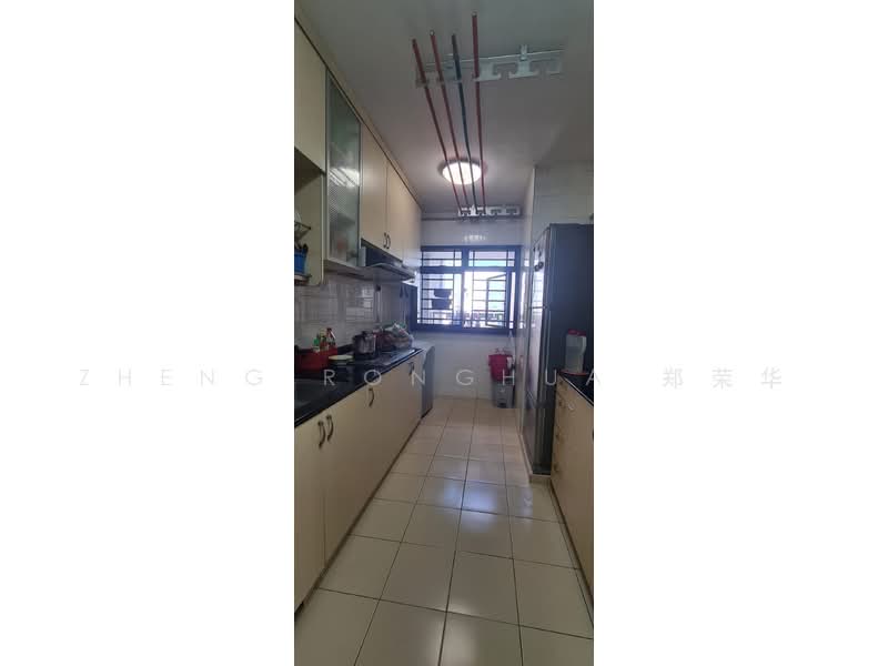 454 Clementi Avenue 3, 454 Clementi Avenue 3, Room Rental, 120 sqft, HDB Flat For Rent, by Zheng Ronghua 郑荣华, 500235499 - Kitchen - PropertyGuru.com.sg