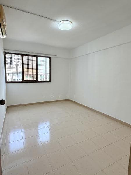 104 Woodlands Street 13, 104 Woodlands Street 13, Admiralty / Woodlands, 3 Bedrooms, 980 sqft, HDB Flat For Sale, by Joseph Lee, 500235507 - Bedroom 3 - PropertyGuru.com.sg