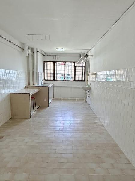 104 Woodlands Street 13, 104 Woodlands Street 13, Admiralty / Woodlands, 3 Bedrooms, 980 sqft, HDB Flat For Sale, by Joseph Lee, 500235507 - Kitchen - PropertyGuru.com.sg