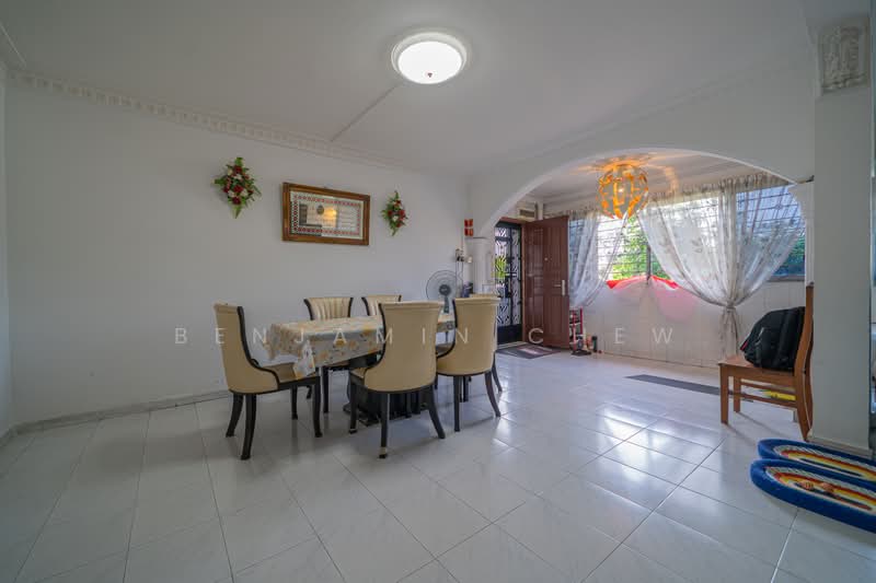 936 Tampines Avenue 5, 936 Tampines Avenue 5, 3 Bedrooms, 1,313 sqft, HDB Flat For Sale, by Benjamin Chew, 500235508 - Dining Room - PropertyGuru.com.sg