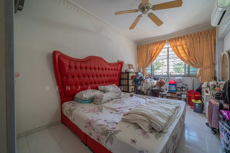 936 Tampines Avenue 5, 936 Tampines Avenue 5, 3 Bedrooms, 1,313 sqft, HDB Flat For Sale, by Benjamin Chew, 500235508 - Bedroom - PropertyGuru.com.sg