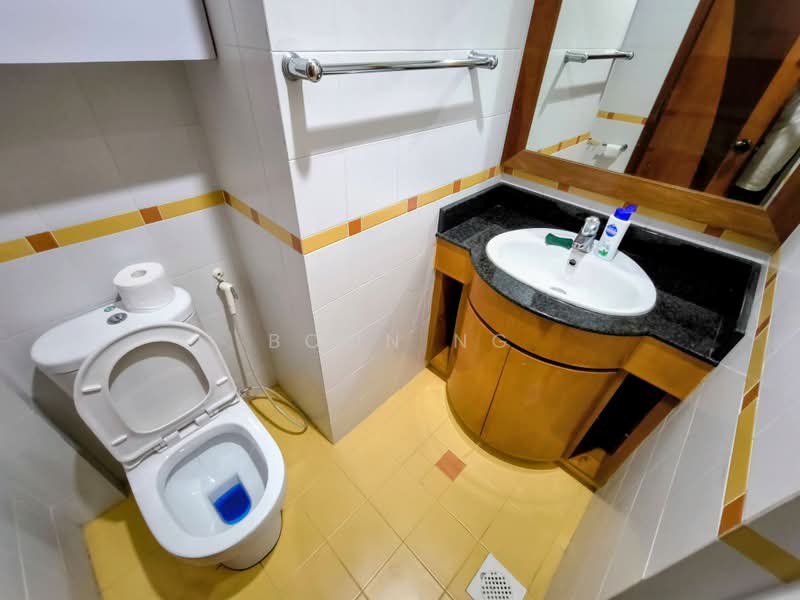 The Petals, 89 Hillview Avenue, 2 Bedrooms, 1,023 sqft, Condominium For Rent, by Boon Ng, 500235515 - Bathroom - PropertyGuru.com.sg