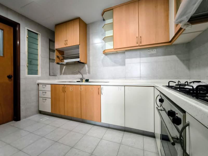 The Petals, 89 Hillview Avenue, 2 Bedrooms, 1,023 sqft, Condominium For Rent, by Boon Ng, 500235515 - Kitchen - PropertyGuru.com.sg