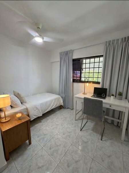 104 Bukit Purmei Road, 104 Bukit Purmei Road, 2 Bedrooms, 829 sqft, HDB Flat For Sale, by Andrew Yong, 500235520 - Common Bedroom - For Illustration - PropertyGuru.com.sg