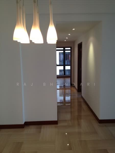 East Meadows, 30 Tanah Merah Kechil Road, 3 Bedrooms, 1,238 sqft, Condominium For Sale, by Raj Bhandari, 500235521 - Interior - PropertyGuru.com.sg