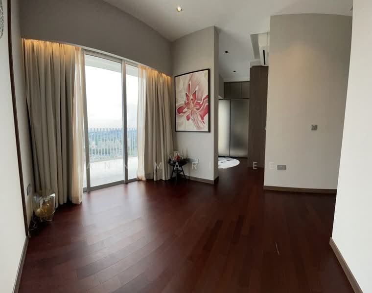 Queens Peak, 1 Dundee Road, 5 Bedrooms, 4,715 sqft, Condominium For Sale, by Ann Marie Ee, 500235522 - Junior Master (view fm doorway) - PropertyGuru.com.sg
