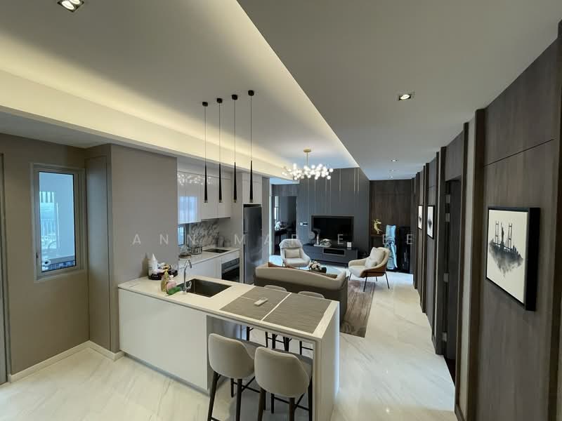 Queens Peak, 1 Dundee Road, 5 Bedrooms, 4,715 sqft, Condominium For Sale, by Ann Marie Ee, 500235522 - Living Hall (view fm entrance) - PropertyGuru.com.sg