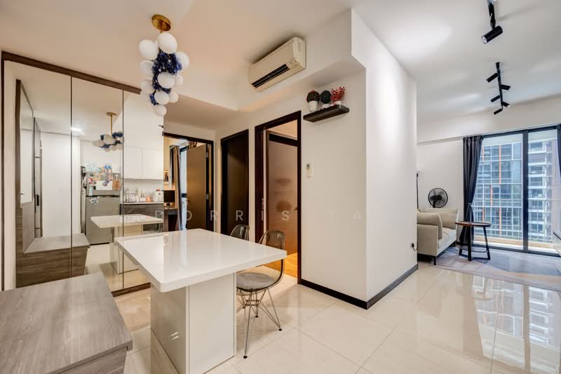 Sims Urban Oasis, 2 Sims Drive, Eunos / Geylang / Paya Lebar, 2 Bedrooms, 624 sqft, Condominium For Sale, by Dorris Tan, 500235526 - Living Room - PropertyGuru.com.sg