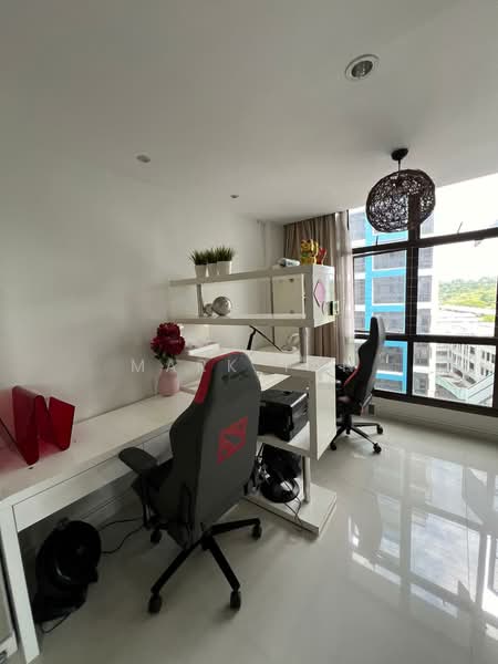 469 Segar Road, 469 Segar Road, 3 Bedrooms, 1,237 sqft, HDB Flat For Sale, by Mark Tan, 500235541 - Study - PropertyGuru.com.sg