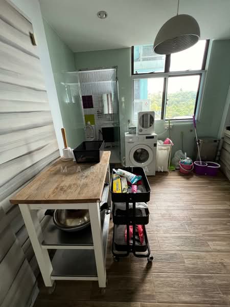 469 Segar Road, 469 Segar Road, 3 Bedrooms, 1,237 sqft, HDB Flat For Sale, by Mark Tan, 500235541 - Interior - PropertyGuru.com.sg