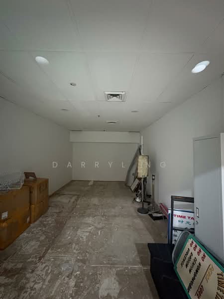 Parklane Shopping Mall, 35 Selegie Road, Beach Road / Bugis / Rochor, 300 sqft, Other Retail For Rent, by Darryl Ng, 500235548 - Interior - CommercialGuru.com.sg