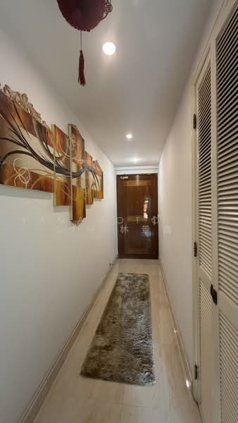 Sunrise Gardens, 51 Sunrise Gardens, 2 Bedrooms, 829 sqft, Condominium For Sale, by YAMAMOTO Jr LIM 林景漍, 500235549 - Hallway - PropertyGuru.com.sg
