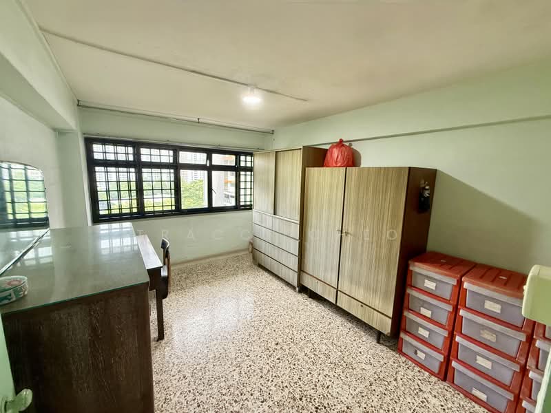 15 Ghim Moh Road, 15 Ghim Moh Road, 3 Bedrooms, 883 sqft, HDB Flat For Sale, by Tracci Cheo, 500235558 - Bedroom 1 - PropertyGuru.com.sg