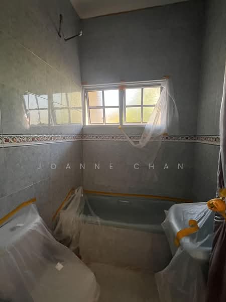 EMINENCE LANDED Bedok Terrace For Rent, , 5 Bedrooms, 2,837 sqft, Terraced House For Rent, by Joanne Chan, 500235562 - Bathroom - PropertyGuru.com.sg
