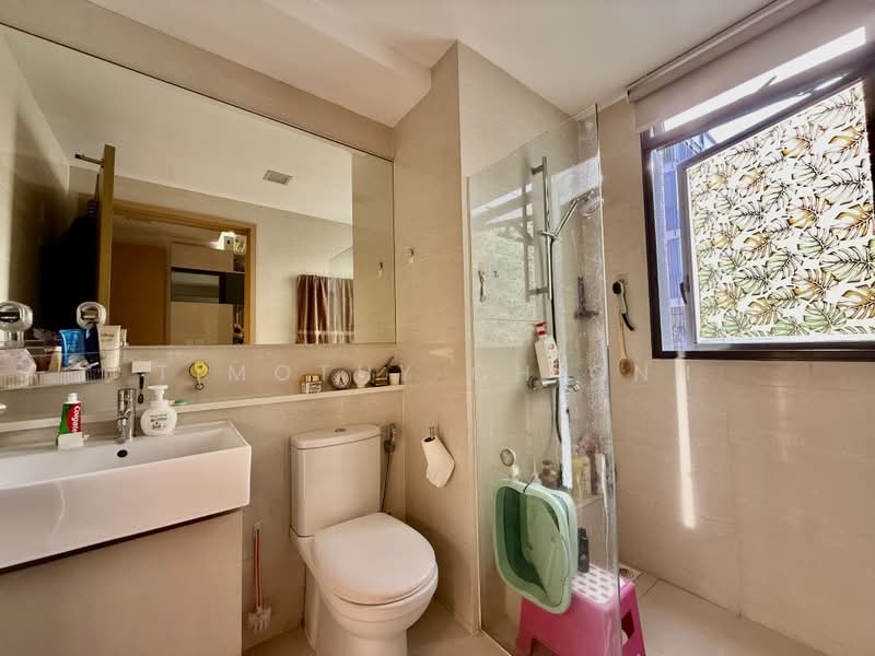 Twin Waterfalls, 112 Punggol Walk, 3 Bedrooms, 1,001 sqft, Condominium For Sale, by Timothy Chionh, 500235564 - Bathroom - PropertyGuru.com.sg