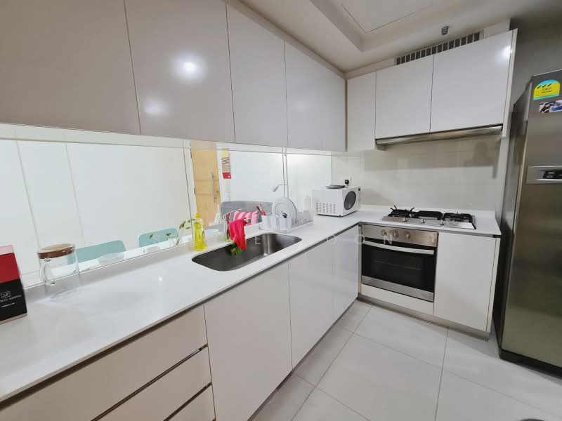 The Lakefront Residences, 42 Lakeside Drive, Room Rental, 180 sqft, Condominium For Rent, by Steve Voon, 500235570 - Kitchen - PropertyGuru.com.sg