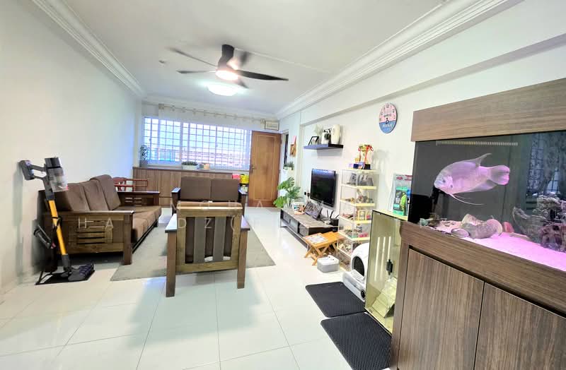 287 Yishun Avenue 6, 287 Yishun Avenue 6, Sembawang / Yishun, 3 Bedrooms, 1,130 sqft, HDB Flat For Sale, by Mohammad Khafidz(Fizzy Fizz), 500235572 - Living Room - PropertyGuru.com.sg