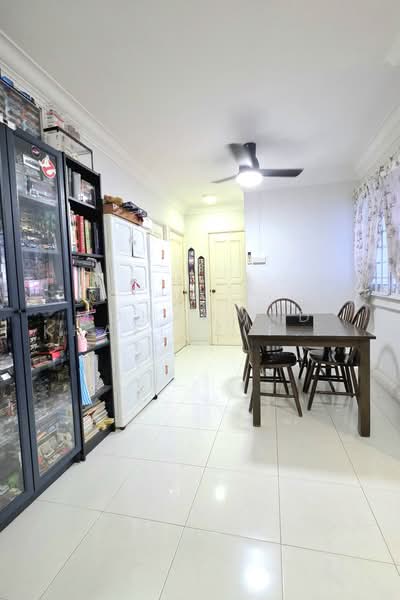 287 Yishun Avenue 6, 287 Yishun Avenue 6, Sembawang / Yishun, 3 Bedrooms, 1,130 sqft, HDB Flat For Sale, by Mohammad Khafidz(Fizzy Fizz), 500235572 - Dining Room - PropertyGuru.com.sg