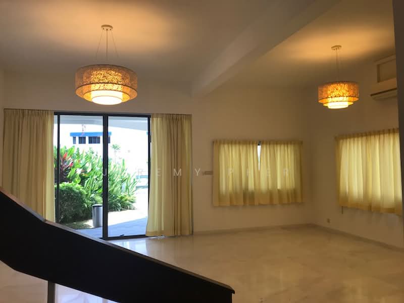 Serangoon Semi-D Near MRT, NEX & School, , 4 Bedrooms, 2,550 sqft, Semi-Detached House For Rent, by Jeremy Pher, 500235580 - Living Room - PropertyGuru.com.sg