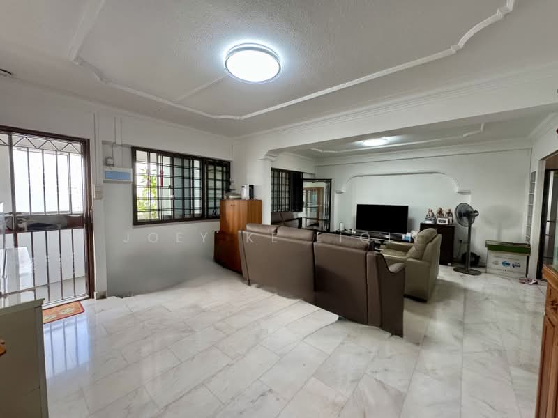 27 Chai Chee Road, 27 Chai Chee Road, 4 Bedrooms, 1,119 sqft, HDB Flat For Sale, by Joey Ke Liqin, 500235581 - Living Room - PropertyGuru.com.sg