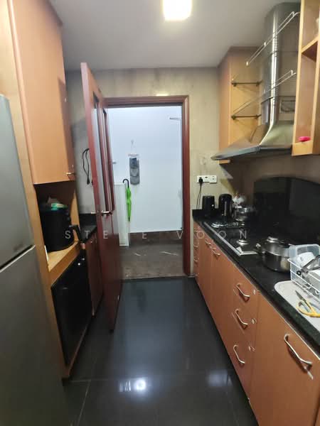 The Sterling, 1001 Bukit Timah Road, Room Rental, 120 sqft, Condominium For Rent, by Steve Voon, 500235583 - Kitchen - PropertyGuru.com.sg