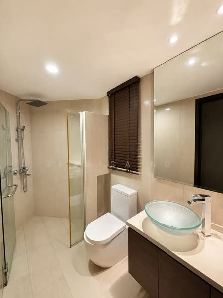 Compass Heights, 9 Sengkang Square, 3 Bedrooms, 1,292 sqft, Condominium For Sale, by Jessica Ng, 500235586 - Bathroom - PropertyGuru.com.sg