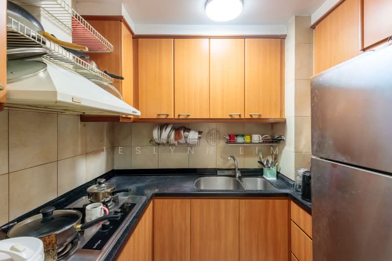 Regent Grove, 50 Choa Chu Kang North 7, 2 Bedrooms, 926 sqft, Condominium For Sale, by Jeslynn Lim, 500235591 - Kitchen - PropertyGuru.com.sg