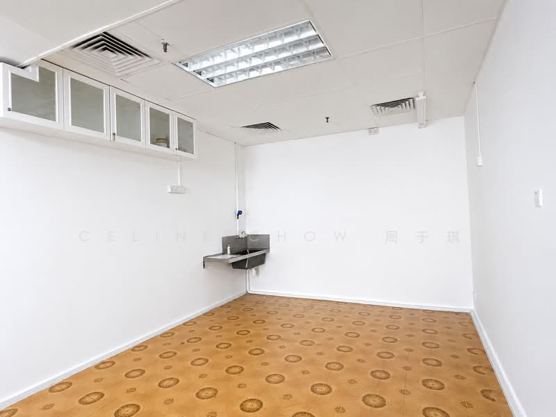 People's Park Complex, 1 Park Road, 549 sqft, Other Retail For Sale, by Celine Chow 周于琪, 500235595 - Interior - CommercialGuru.com.sg