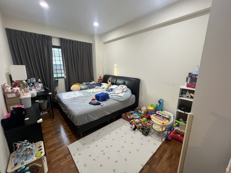Stratford Court, 41A Bedok Ria Crescent, 3 Bedrooms, 1,346 sqft, Condominium For Sale, by Ziglar Oh, 500235597 - Bedroom - PropertyGuru.com.sg