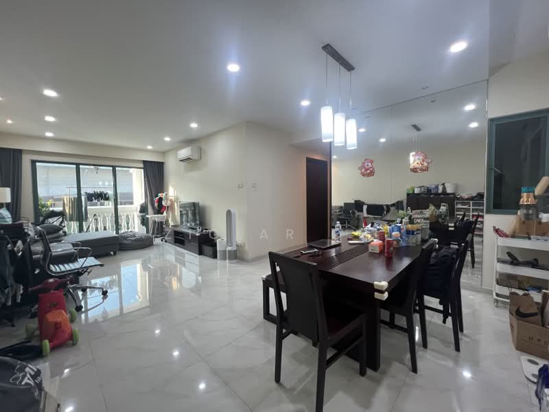 Stratford Court, 41A Bedok Ria Crescent, 3 Bedrooms, 1,346 sqft, Condominium For Sale, by Ziglar Oh, 500235597 - Living Room - PropertyGuru.com.sg