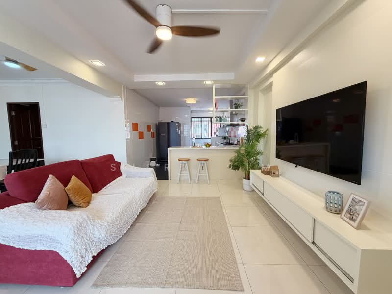 433 Choa Chu Kang Avenue 4, 433 Choa Chu Kang Avenue 4, 4 Bedrooms, 1,345 sqft, HDB Flat For Sale, by Sheryl Lim, 500235598 - Living Room - PropertyGuru.com.sg