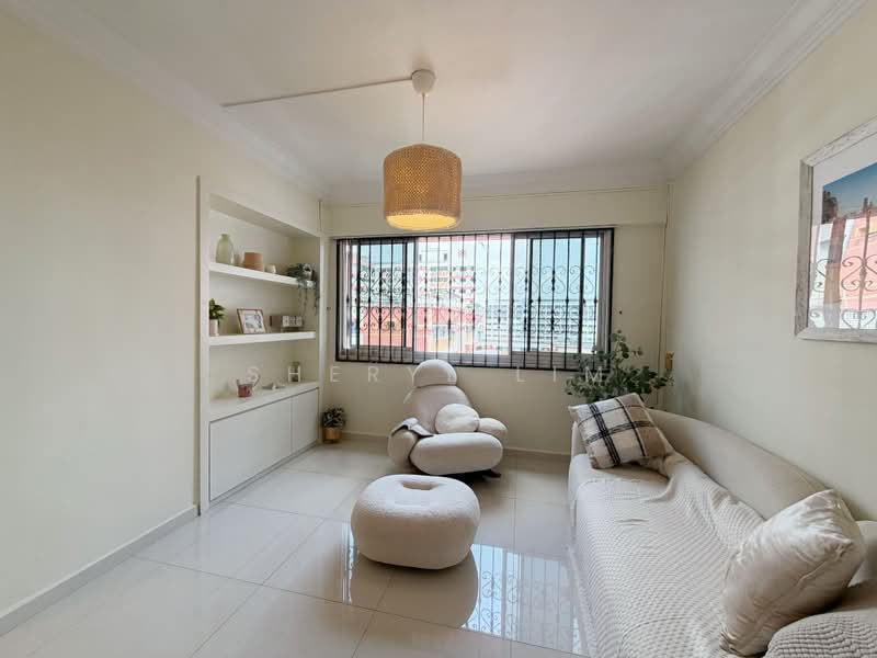 433 Choa Chu Kang Avenue 4, 433 Choa Chu Kang Avenue 4, 4 Bedrooms, 1,345 sqft, HDB Flat For Sale, by Sheryl Lim, 500235598 - Living Room - PropertyGuru.com.sg