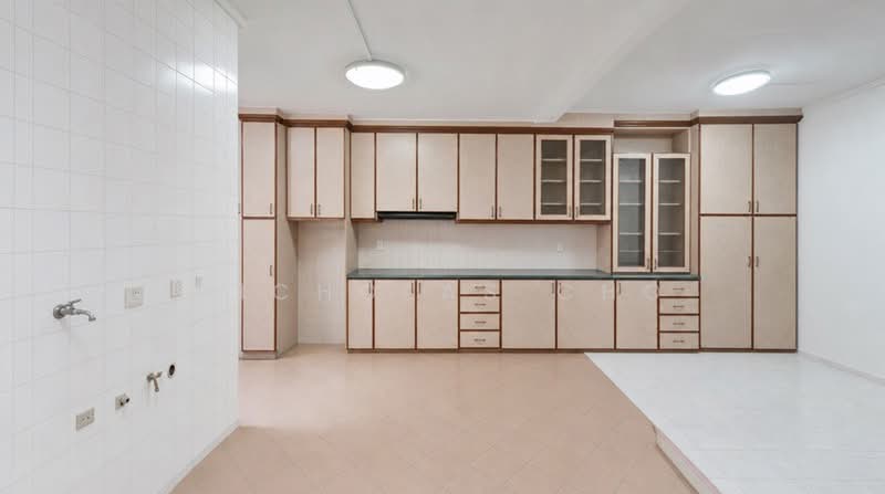 556 Jurong West Street 42, 556 Jurong West Street 42, 3 Bedrooms, 1,593 sqft, HDB Flat For Sale, by Nicholas Cho, 500235607 - PropertyGuru.com.sg