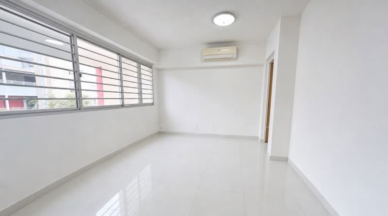 556 Jurong West Street 42, 556 Jurong West Street 42, 3 Bedrooms, 1,593 sqft, HDB Flat For Sale, by Nicholas Cho, 500235607 - PropertyGuru.com.sg