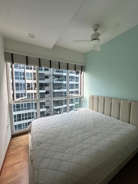 The Tampines Trilliant, 21 Tampines Central 7, 3 Bedrooms, 872 sqft, Condominium For Rent, by Elva Elva Ouyang, 500235616 - Bedroom - PropertyGuru.com.sg