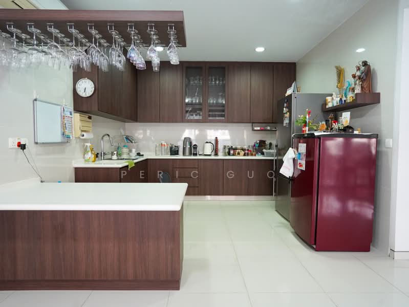 A Rare Corner Terrace with Large 3600sqft Land Area in Thomson Hill, Thomson Hill, 4 Bedrooms, 2,800 sqft, Corner Terrace For Sale, by Peric Guo, 500235623 - Dry Kitchen - PropertyGuru.com.sg