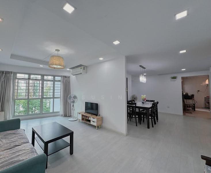 109A Edgedale Plains, 109A Edgedale Plains, Hougang / Punggol / Sengkang, 3 Bedrooms, 1,184 sqft, HDB Flat For Sale, by SuSin Lee, 500235627 - Living Room - PropertyGuru.com.sg