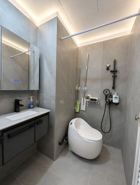 The Rochester Residences, 33 Rochester Drive, 2 Bedrooms, 1,281 sqft, Apartment For Sale, by Brian Wong, 500235630 - Bathroom - PropertyGuru.com.sg