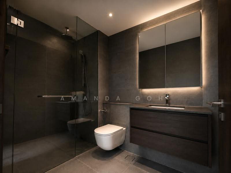 Royalgreen, 2 Anamalai Avenue, Tanglin / Holland / Bukit Timah, 2 Bedrooms, 667 sqft, Condominium For Sale, by Amanda Goh, 500235632 - Bathroom - PropertyGuru.com.sg