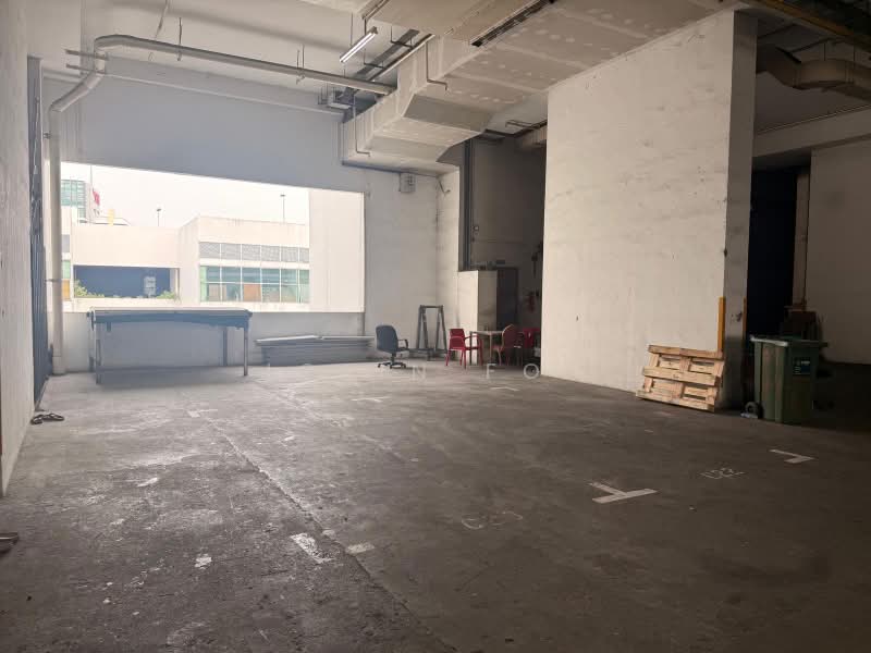 Wcega Plaza, 1 Bukit Batok Crescent, 2,411 sqft, Light Industrial (B1) For Sale, by Jolin Foo, 500235634 - Interior - CommercialGuru.com.sg